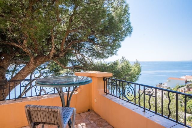 maison à vendre - 6 pièces - 229.23 m2 - NICE - 06 - PROVENCE-ALPES-COTE-D-AZUR - Century 21 Lafage Transactions