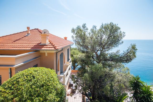 maison à vendre - 6 pièces - 229.23 m2 - NICE - 06 - PROVENCE-ALPES-COTE-D-AZUR - Century 21 Lafage Transactions