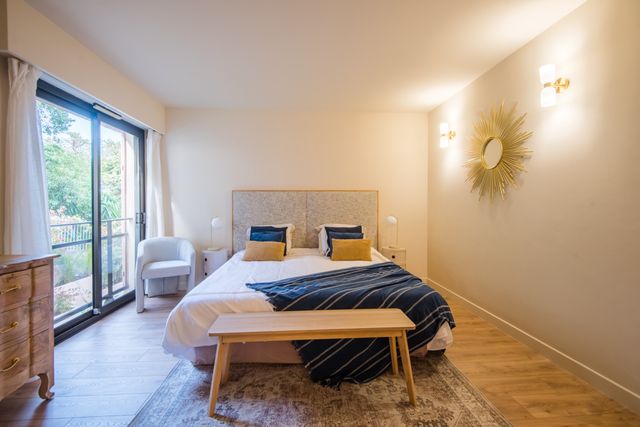 Appartement F6 à vendre - 6 pièces - 200.12 m2 - NICE - 06 - PROVENCE-ALPES-COTE-D-AZUR - Century 21 Lafage Transactions