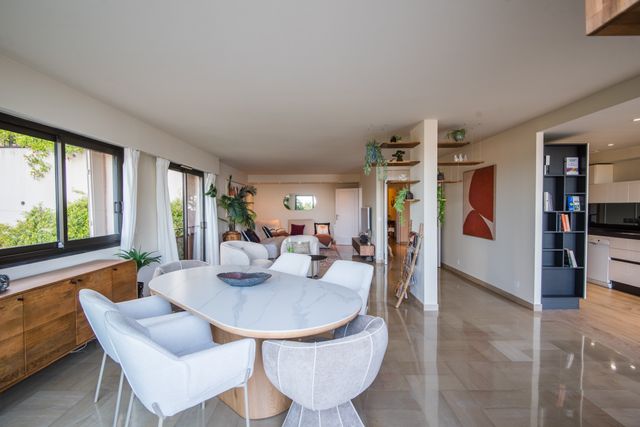 Appartement F6 à vendre - 6 pièces - 200.12 m2 - NICE - 06 - PROVENCE-ALPES-COTE-D-AZUR - Century 21 Lafage Transactions