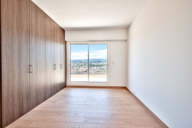 Appartement F5 à vendre - 5 pièces - 167.33 m2 - NICE - 06 - PROVENCE-ALPES-COTE-D-AZUR - Century 21 Lafage Transactions