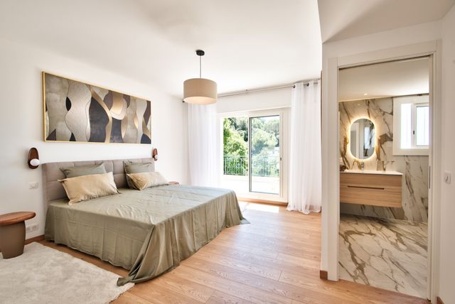 Appartement F5 à vendre - 5 pièces - 167.33 m2 - NICE - 06 - PROVENCE-ALPES-COTE-D-AZUR - Century 21 Lafage Transactions