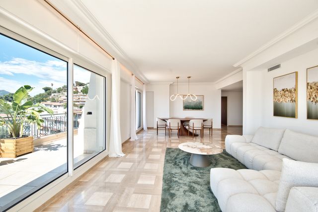 Appartement F5 à vendre - 5 pièces - 167.33 m2 - NICE - 06 - PROVENCE-ALPES-COTE-D-AZUR - Century 21 Lafage Transactions