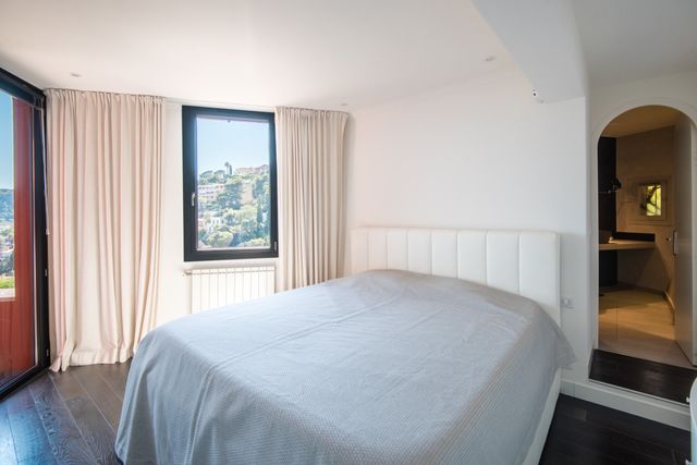 maison à vendre - 4 pièces - 107.0 m2 - VILLEFRANCHE SUR MER - 06 - PROVENCE-ALPES-COTE-D-AZUR - Century 21 Lafage Transactions