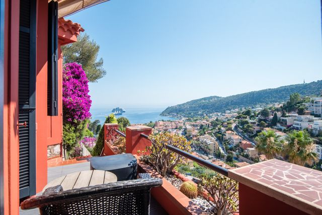 maison à vendre - 4 pièces - 107.0 m2 - VILLEFRANCHE SUR MER - 06 - PROVENCE-ALPES-COTE-D-AZUR - Century 21 Lafage Transactions