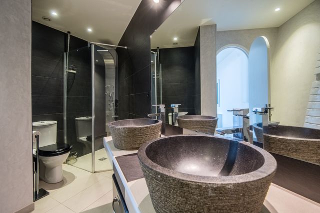 maison à vendre - 4 pièces - 107.0 m2 - VILLEFRANCHE SUR MER - 06 - PROVENCE-ALPES-COTE-D-AZUR - Century 21 Lafage Transactions