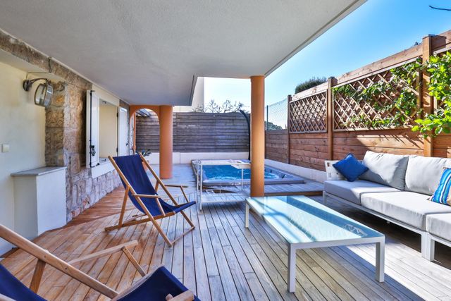 maison à vendre - 6 pièces - 197.57 m2 - NICE - 06 - PROVENCE-ALPES-COTE-D-AZUR - Century 21 Lafage Transactions