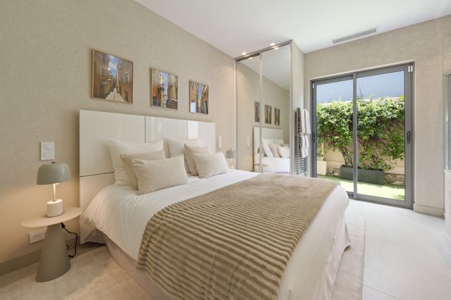 maison à vendre - 6 pièces - 187.72 m2 - VILLEFRANCHE SUR MER - 06 - PROVENCE-ALPES-COTE-D-AZUR - Century 21 Lafage Transactions