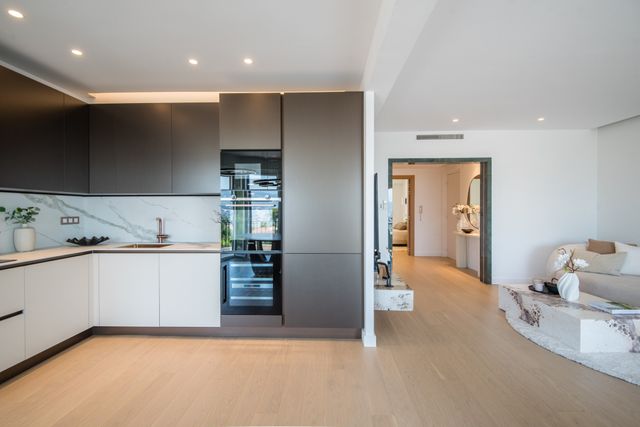 Appartement F3 à vendre - 3 pièces - 89.05 m2 - NICE - 06 - PROVENCE-ALPES-COTE-D-AZUR - Century 21 Lafage Transactions
