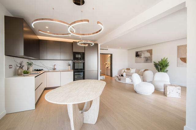 Appartement F3 à vendre - 3 pièces - 89.05 m2 - NICE - 06 - PROVENCE-ALPES-COTE-D-AZUR - Century 21 Lafage Transactions