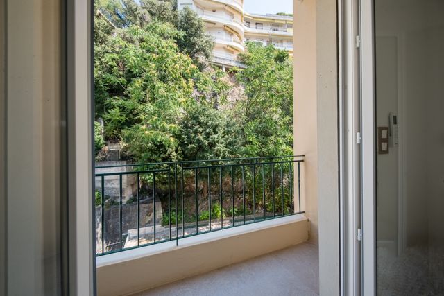 Appartement F3 à vendre - 3 pièces - 89.05 m2 - NICE - 06 - PROVENCE-ALPES-COTE-D-AZUR - Century 21 Lafage Transactions