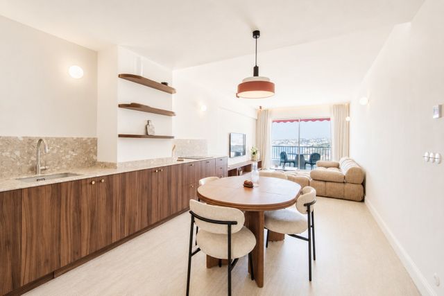 Appartement F3 à vendre - 3 pièces - 75.44 m2 - NICE - 06 - PROVENCE-ALPES-COTE-D-AZUR - Century 21 Lafage Transactions