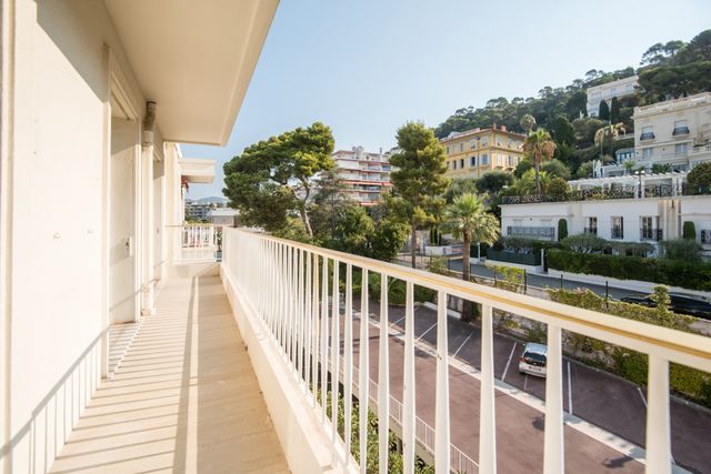 Appartement F3 à vendre - 3 pièces - 75.44 m2 - NICE - 06 - PROVENCE-ALPES-COTE-D-AZUR - Century 21 Lafage Transactions