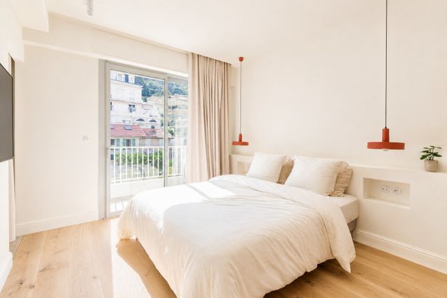 Appartement F3 à vendre - 3 pièces - 75.44 m2 - NICE - 06 - PROVENCE-ALPES-COTE-D-AZUR - Century 21 Lafage Transactions