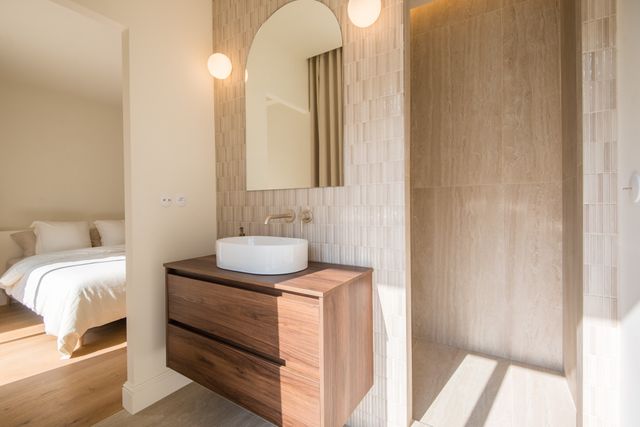 Appartement F3 à vendre - 3 pièces - 75.44 m2 - NICE - 06 - PROVENCE-ALPES-COTE-D-AZUR - Century 21 Lafage Transactions