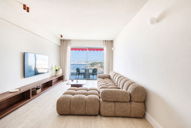 Appartement F3 à vendre - 3 pièces - 75.44 m2 - NICE - 06 - PROVENCE-ALPES-COTE-D-AZUR - Century 21 Lafage Transactions