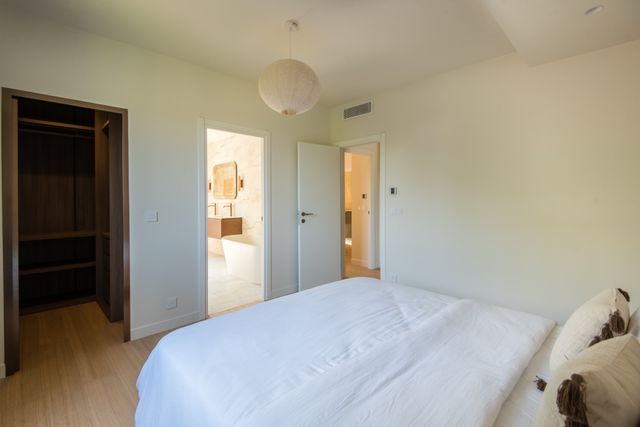 Appartement F3 à vendre - 3 pièces - 101.04 m2 - NICE - 06 - PROVENCE-ALPES-COTE-D-AZUR - Century 21 Lafage Transactions