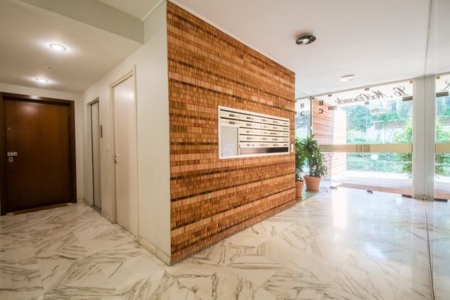 Appartement F4 à vendre - 4 pièces - 123.02 m2 - NICE - 06 - PROVENCE-ALPES-COTE-D-AZUR - Century 21 Lafage Transactions