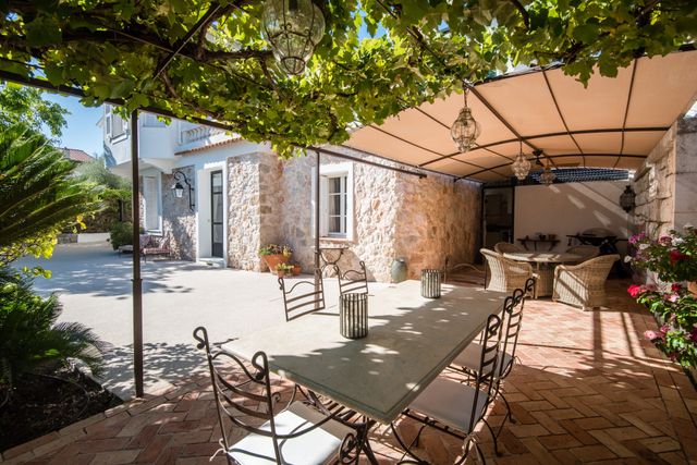 maison à vendre - 6 pièces - 198.83 m2 - NICE - 06 - PROVENCE-ALPES-COTE-D-AZUR - Century 21 Lafage Transactions