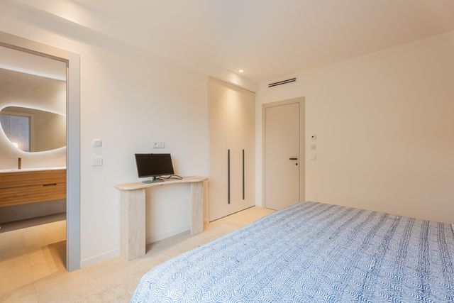 Appartement F3 à vendre - 3 pièces - 87.81 m2 - NICE - 06 - PROVENCE-ALPES-COTE-D-AZUR - Century 21 Lafage Transactions