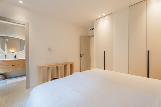 Appartement F3 à vendre - 3 pièces - 87.81 m2 - NICE - 06 - PROVENCE-ALPES-COTE-D-AZUR - Century 21 Lafage Transactions