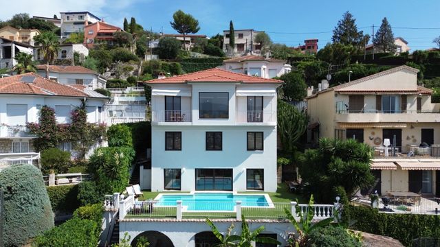 maison à vendre - 7 pièces - 261.3 m2 - NICE - 06 - PROVENCE-ALPES-COTE-D-AZUR - Century 21 Lafage Transactions