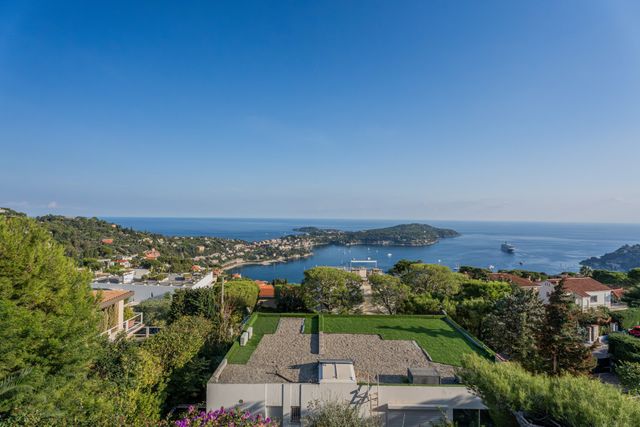 maison à vendre - 7 pièces - 312.0 m2 - VILLEFRANCHE SUR MER - 06 - PROVENCE-ALPES-COTE-D-AZUR - Century 21 Lafage Transactions