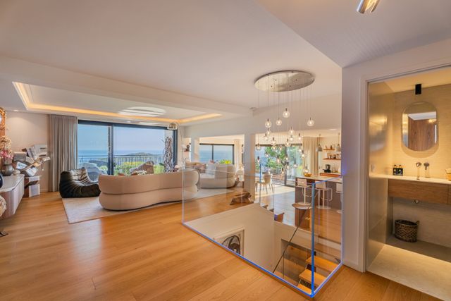 maison à vendre - 7 pièces - 312.0 m2 - VILLEFRANCHE SUR MER - 06 - PROVENCE-ALPES-COTE-D-AZUR - Century 21 Lafage Transactions