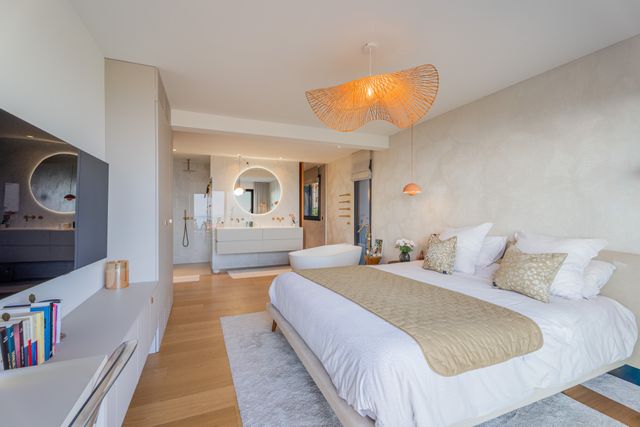 maison à vendre - 7 pièces - 312.0 m2 - VILLEFRANCHE SUR MER - 06 - PROVENCE-ALPES-COTE-D-AZUR - Century 21 Lafage Transactions
