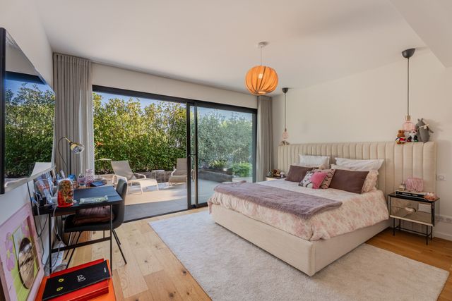 maison à vendre - 7 pièces - 312.0 m2 - VILLEFRANCHE SUR MER - 06 - PROVENCE-ALPES-COTE-D-AZUR - Century 21 Lafage Transactions