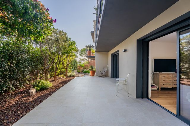 maison à vendre - 7 pièces - 312.0 m2 - VILLEFRANCHE SUR MER - 06 - PROVENCE-ALPES-COTE-D-AZUR - Century 21 Lafage Transactions